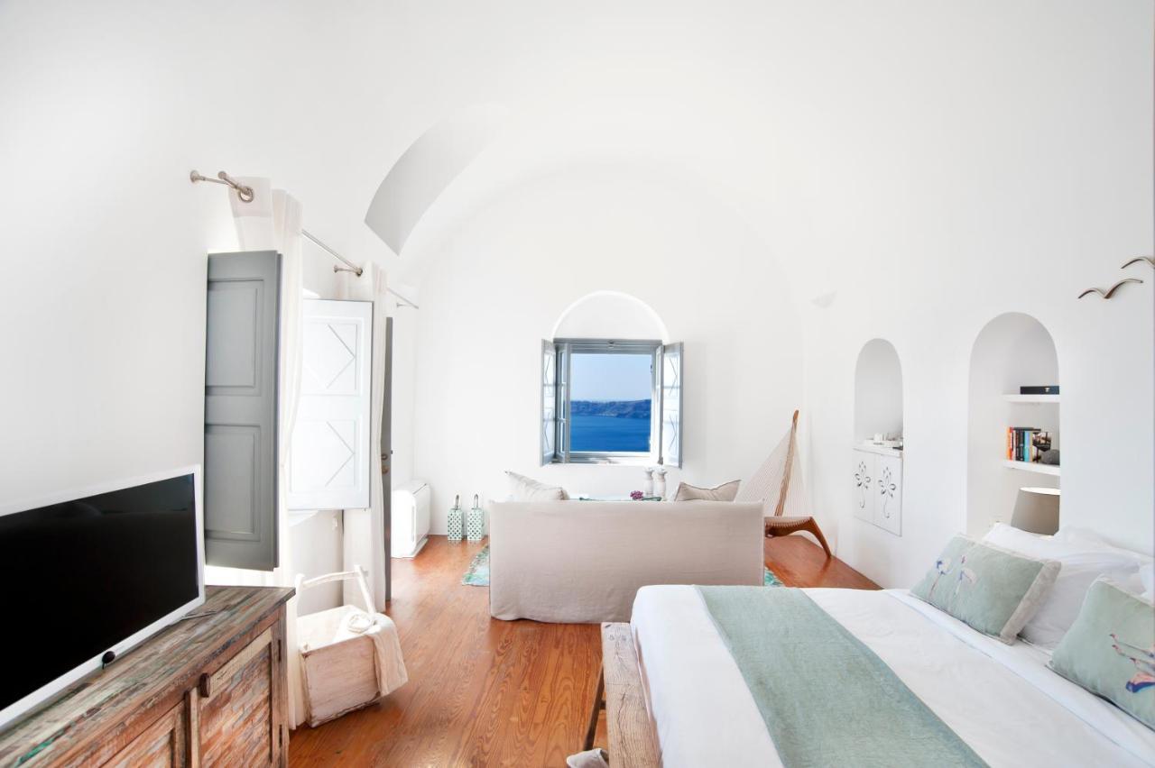 Antelmi Luxury Villa ฟิรา ภายนอก รูปภาพ