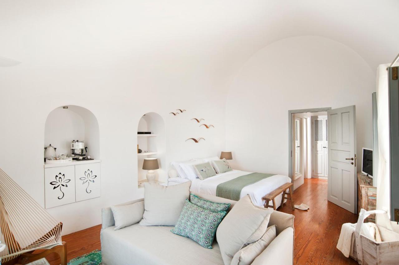 Antelmi Luxury Villa ฟิรา ภายนอก รูปภาพ